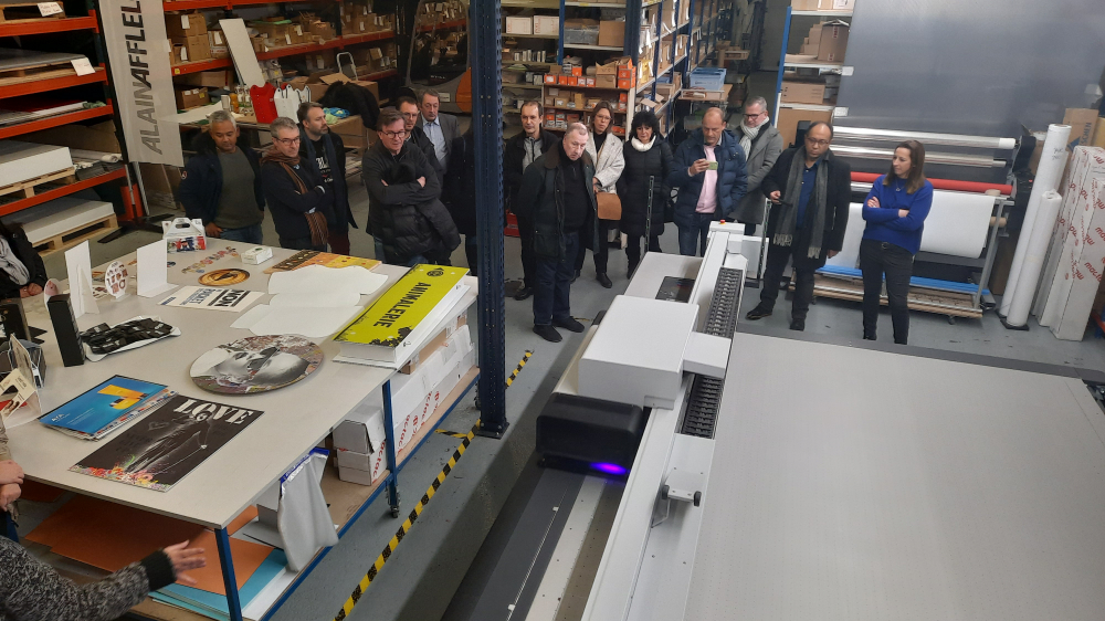 Photos du 13 décembre à l’usine SIGNALETIK